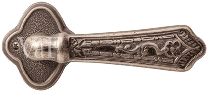Дверные ручки на розетке VAL DE FIORI "Амуаж"
